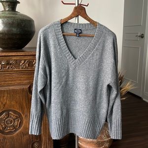 SCOOP Oversized Grey V-Neck Sweater